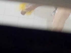 Espiando a mi cuñado hetero